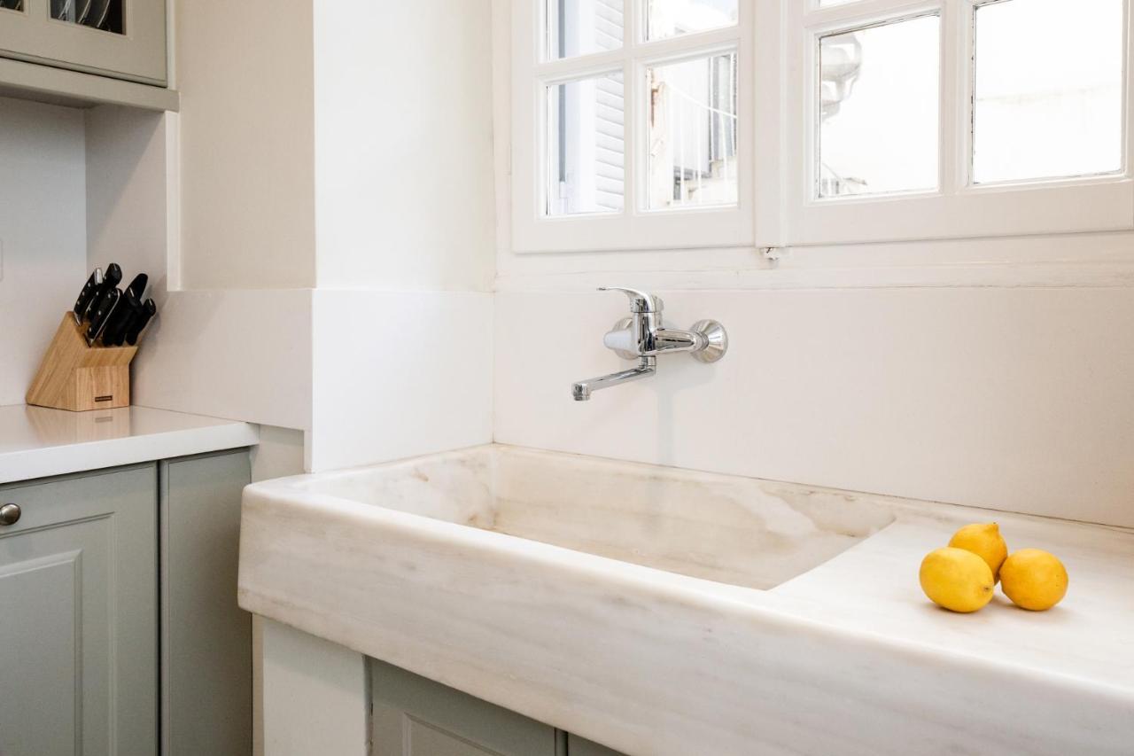 The Rare Luxury Gem Near Syntagma, Kolonaki Square Apartment เอเธนส์ ภายนอก รูปภาพ
