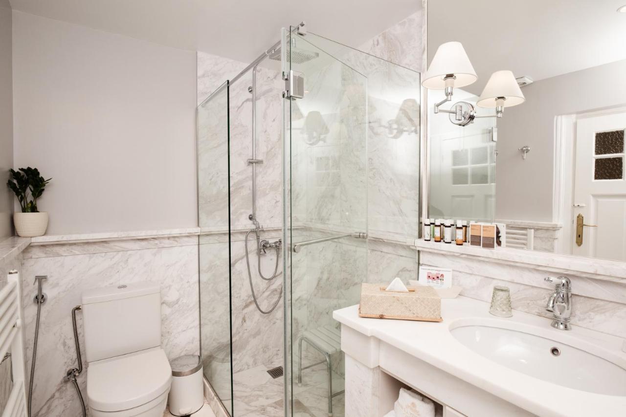 The Rare Luxury Gem Near Syntagma, Kolonaki Square Apartment เอเธนส์ ภายนอก รูปภาพ