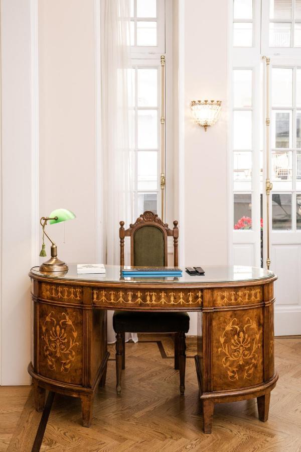 The Rare Luxury Gem Near Syntagma, Kolonaki Square Apartment เอเธนส์ ภายนอก รูปภาพ