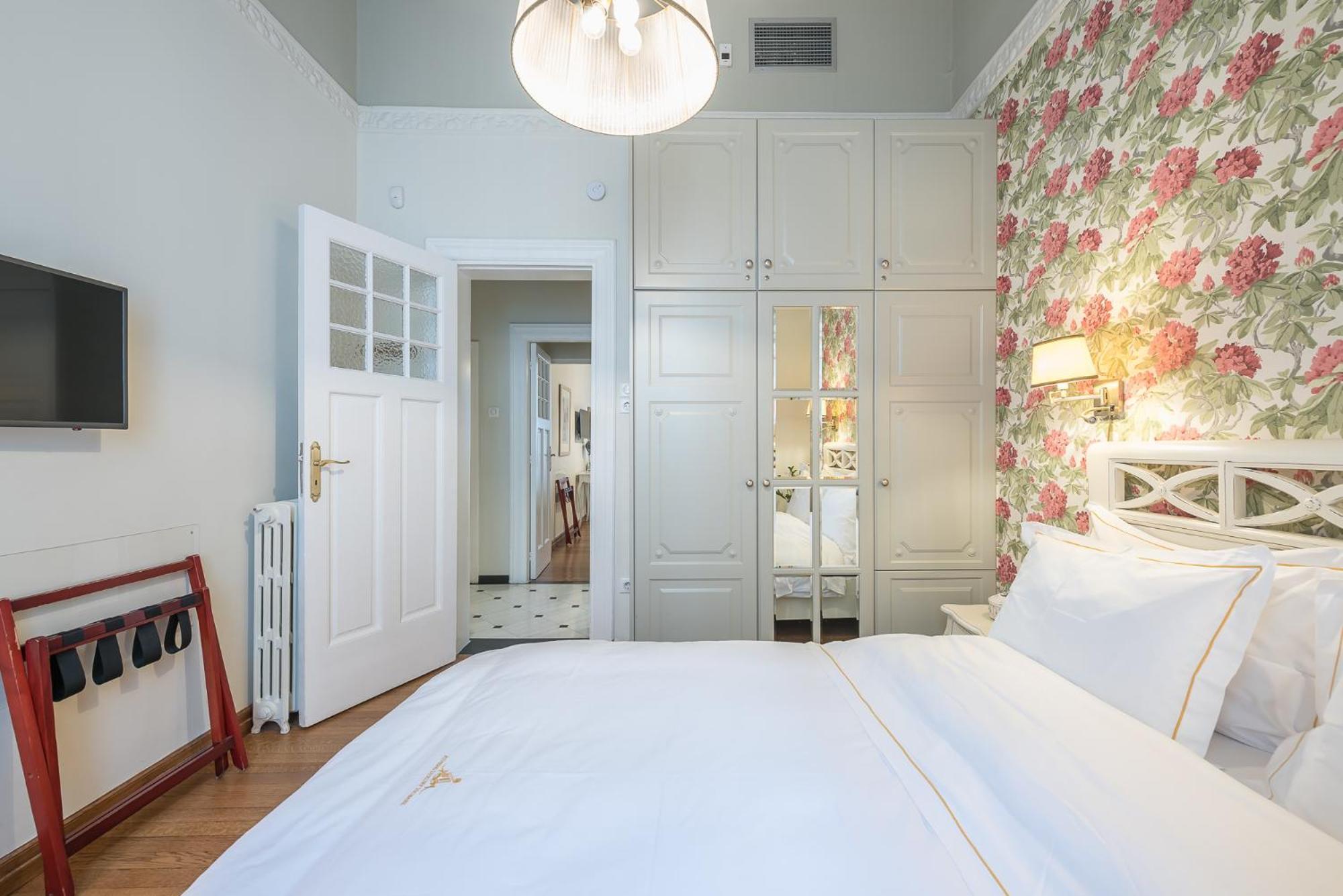 The Rare Luxury Gem Near Syntagma, Kolonaki Square Apartment เอเธนส์ ภายนอก รูปภาพ