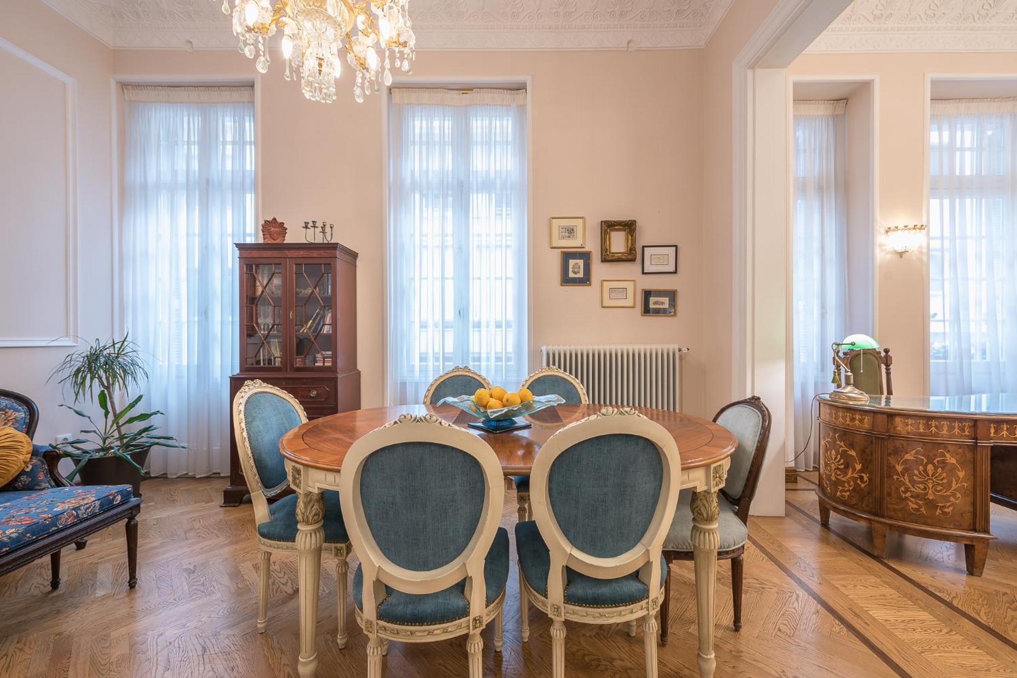 The Rare Luxury Gem Near Syntagma, Kolonaki Square Apartment เอเธนส์ ภายนอก รูปภาพ
