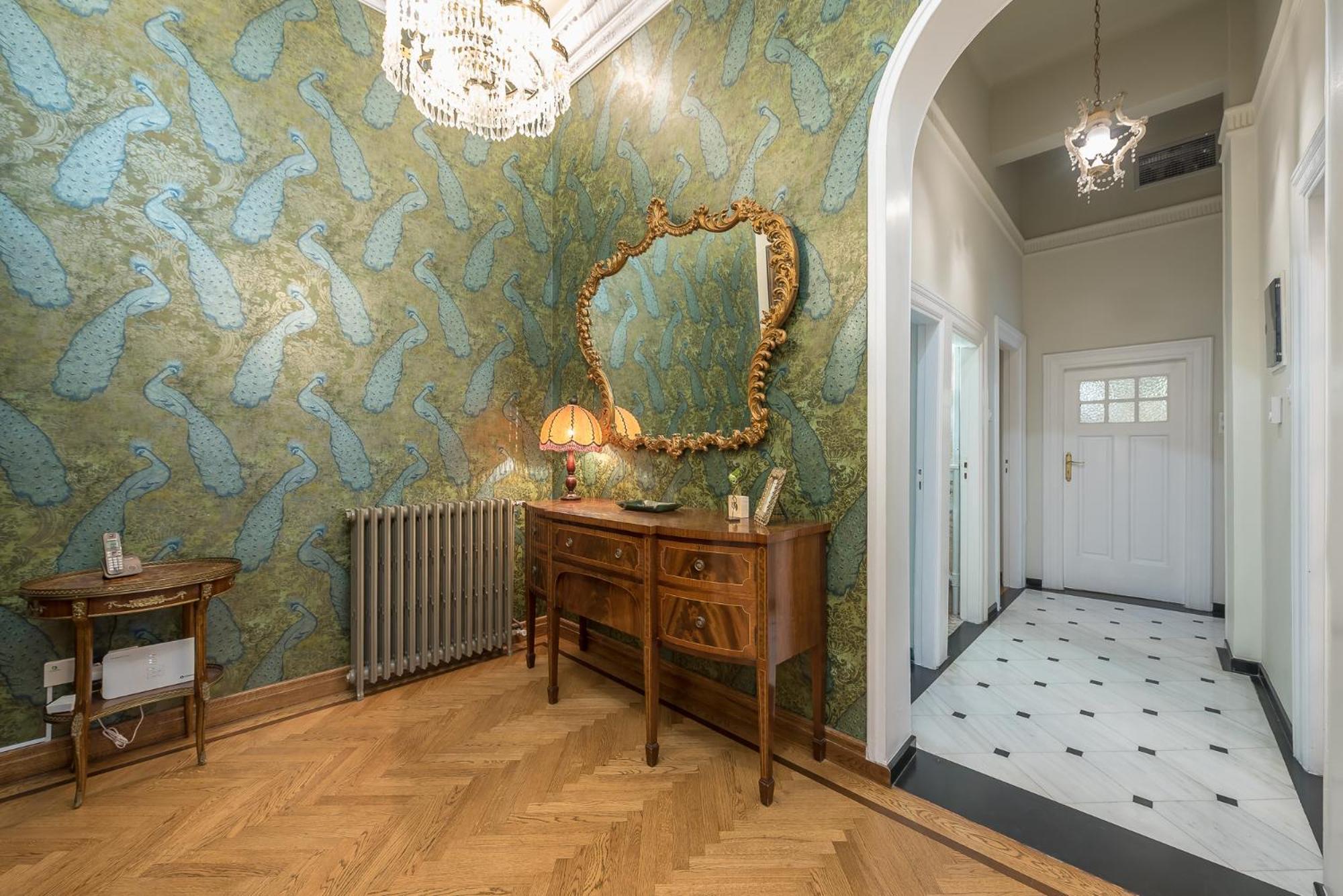 The Rare Luxury Gem Near Syntagma, Kolonaki Square Apartment เอเธนส์ ภายนอก รูปภาพ