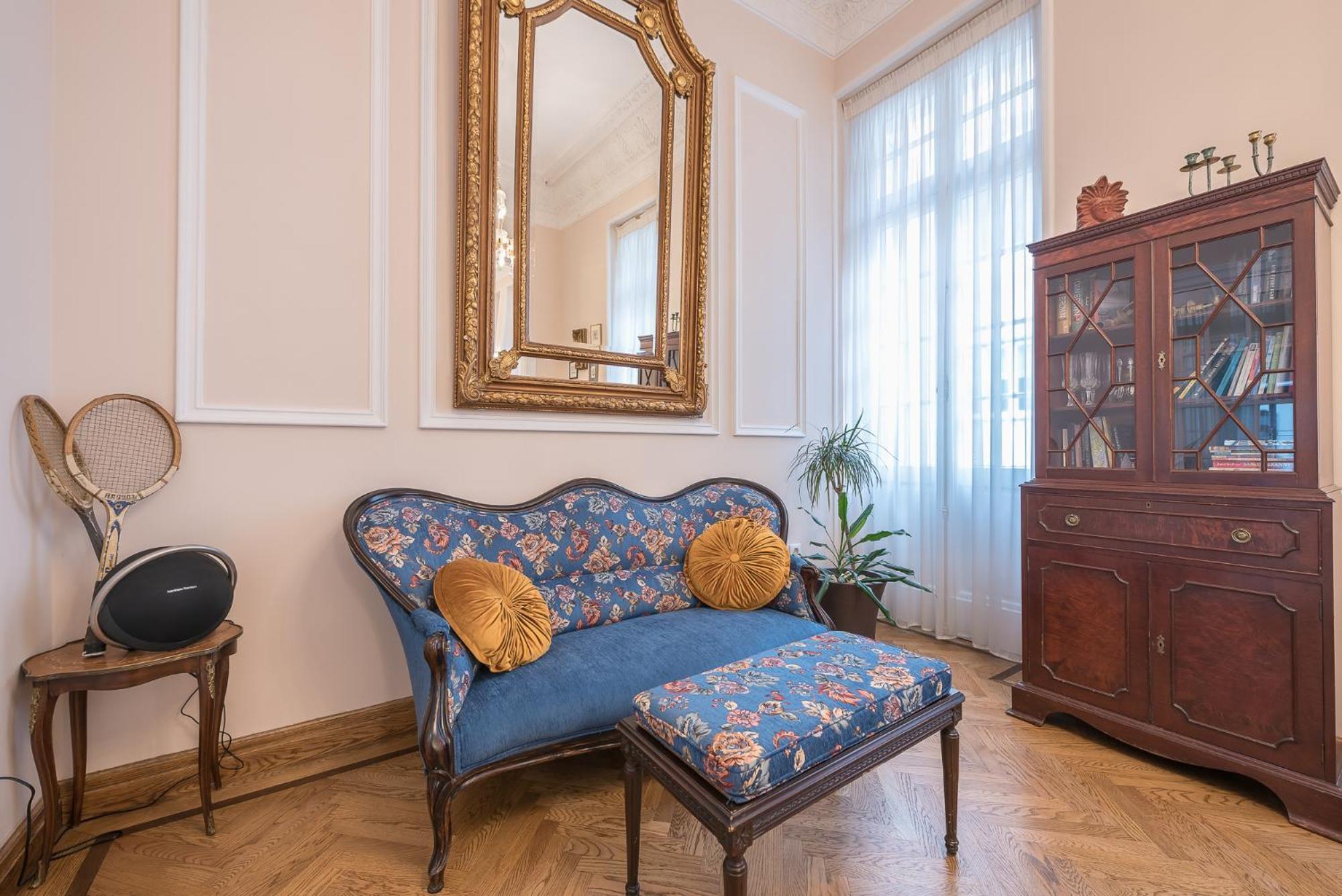 The Rare Luxury Gem Near Syntagma, Kolonaki Square Apartment เอเธนส์ ภายนอก รูปภาพ